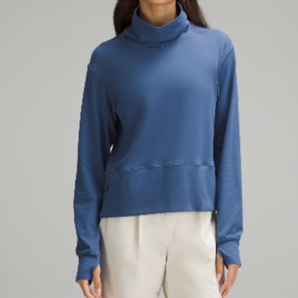 Ready to Rulu Pullover